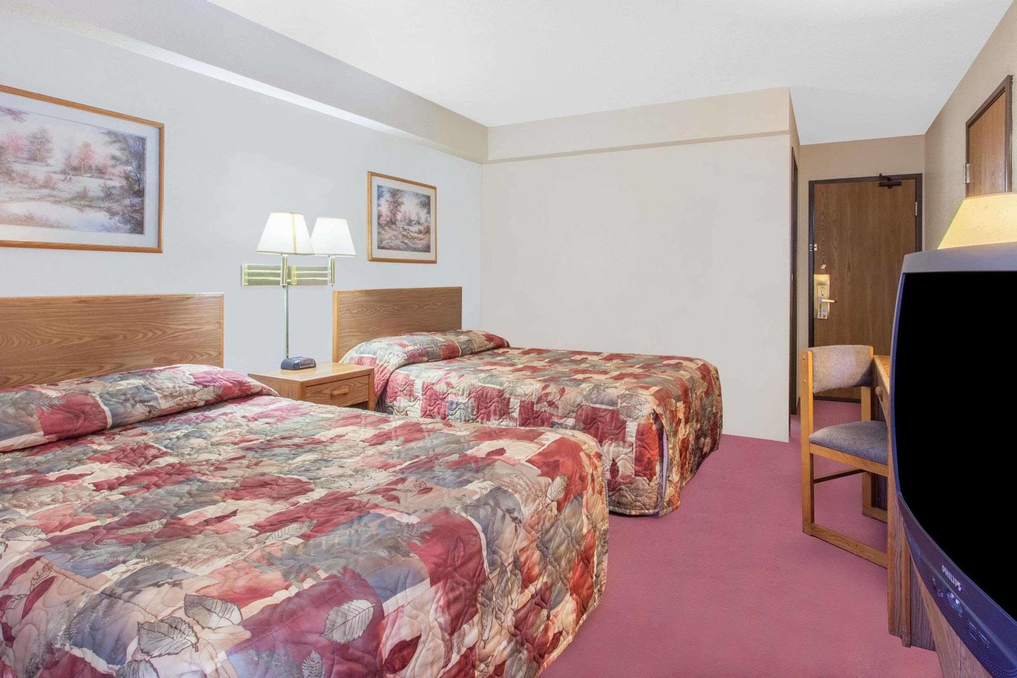 Super 8 By Wyndham Saanichton Victoria Airport 호텔 외부 사진
