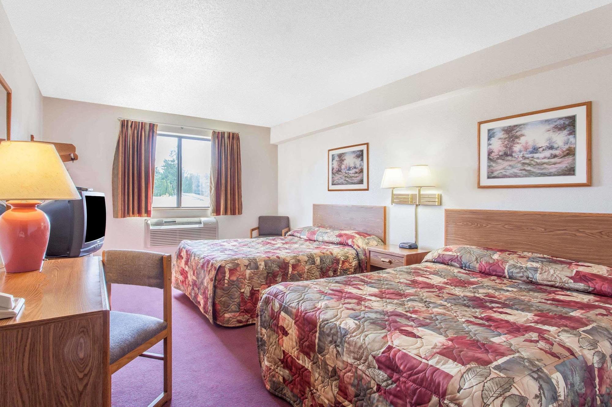 Super 8 By Wyndham Saanichton Victoria Airport 호텔 외부 사진